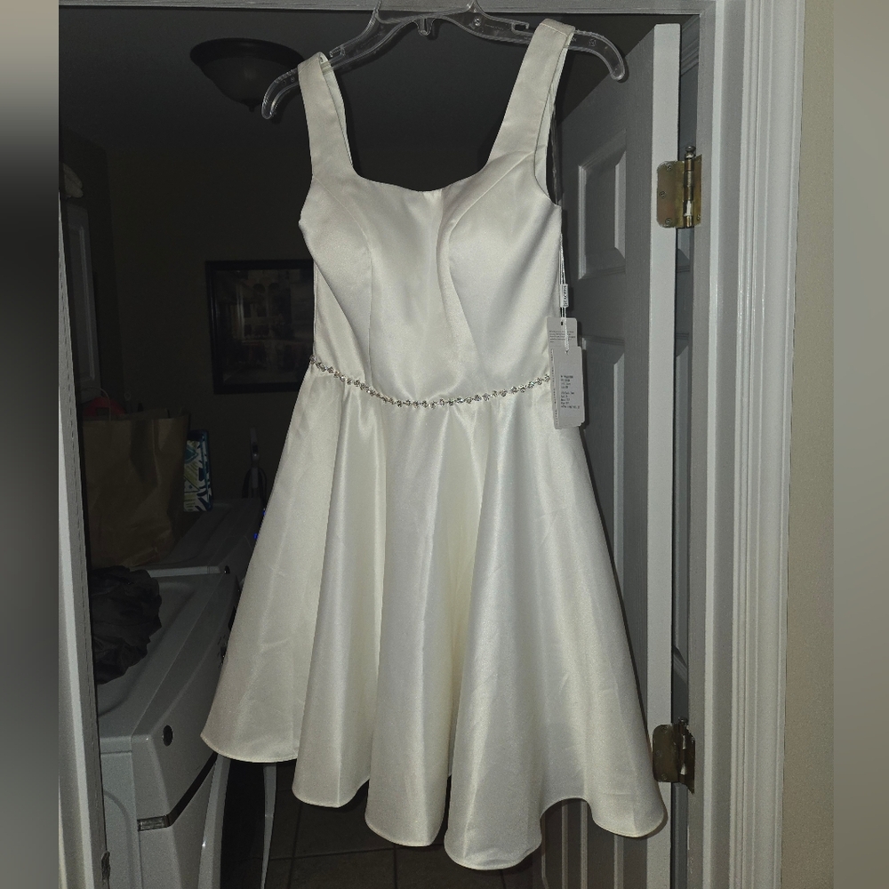 Ivory Sleeveless A-Line Dress for Brides